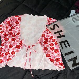 Brand new never worn SHEIN  crop top